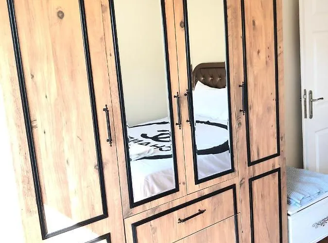 公寓 Demirtas House *