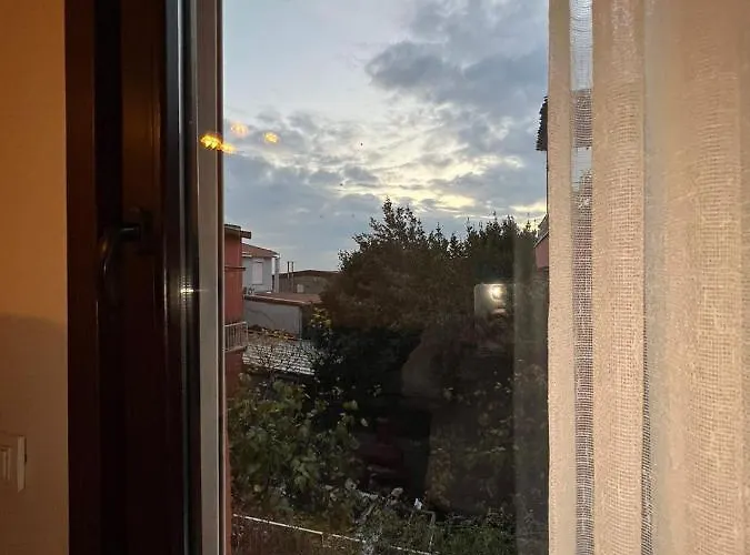 公寓 Demirtas House *