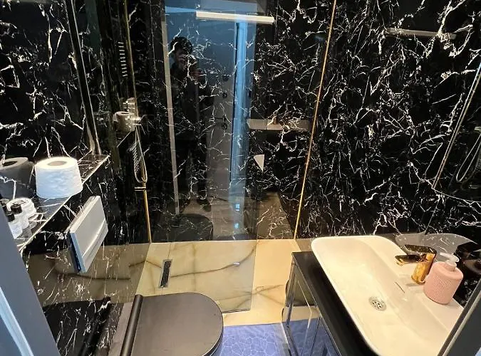 公寓 Demirtas House