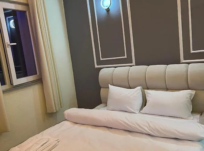 公寓 Demirtas House *